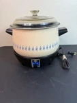 Vintage West Bend Lazy Day Cooker Slow Pot W/ Lid Blue Wheat Pattern. Fixed Price $29.99.