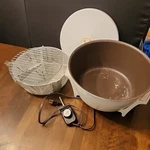 Vtg Oster Super Pot Electric Slow Cooker Deep Fryer White W/ Basket 8 Qt Tested. Fixed Price $124.99.