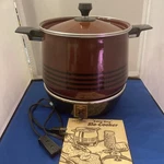 Vintage Montgomery Ward 4QT Enamel Coated Slo-cooker Made By West Bend. Fixed Price $27.75.