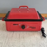 Vtg Red Nesco 5 Quart Electric Roaster Oven Roasting Cooker. Fixed Price $50.00.