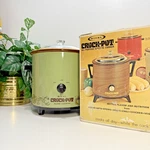 Vintage Rival 3100 Avocado Green 3.5 Qt Slow Cooker Crock Pot Original Box. Fixed Price $48.00.