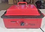 Nesco Qt Roaster Oven Red 4805-12 Electric Cooker Tested No Rack. Fixed Price $34.99.