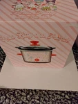 Hello Kitty And Friends Crock Pot 2-QUART Slow Cooker (new). Fixed Price $20.00.