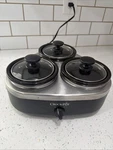 Crock-pot Little Triple Dipper SCRMTD307-BK (tested & Working). Fixed Price $30.00.
