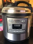 Cooks 6-QT Fast Pot Multi Cooker Pressure & Slow M-60B28G Dented. Fixed Price $35.00.