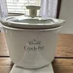 Rival Crock-pot Slow Cooker White Stoneware Glass Lid Dishwasher Safe. Fixed Price $15.00.