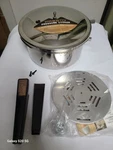 Vintage Presto Stainless Steel Pressure Cooker C401B W/jiggler Qt New. Fixed Price $69.00.