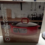 Chef's Counter 3L Electric Slow Cooker Red Non-stick Easy Clean Cool Touch. Fixed Price $30.00.
