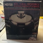 Meyer 3QT Proforge Electric Multipot Fondue New Box Stainless Vintage. Fixed Price $20.00.