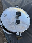 Vintage Presto Deluxe Pressure Cooker Canner Quart 0175003. Fixed Price $40.00.
