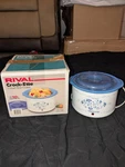 Rival Crockette One Quart Pot Blue Delft 3205-502 Vintage Flowers Works 1Q. Fixed Price $37.95.