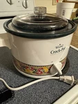 Rival 2-QUART Slow Cooker Crock Pot Model 3122 Chili Pepper Design. Fixed Price $12.00.