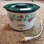 Vtg Rival Crock-ette 1 Quart Slow Cooker 3205 Grapevine Green Stoneware W/ Box. Fixed Price $32.95.