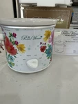 Nib The Pioneer Woman 1.5 Quart Breezy, Blossom Slow Cooker. Fixed Price $40.00.