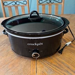 Crock-pot Quart Tested Oval Manual Slow Cooker Black SCV700-B3-WM1-BR 270W. Fixed Price $35.00.