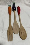 Three Pc Wooden Kitchen Uticle Set Veggie Porcelain Handles Vibrant Colors. Fixed Price $15.00.