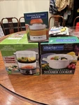 Brentwood 2 Tier Food Steamer 5 Quarts, Cordless Electric Juicer, Cooker. Fixed Price $43.25.