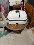 Rival Quart Roaster Oven CKRVRS14-WHD Slow Cooker Crockpot Turkey. Fixed Price $25.00.