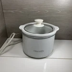 Crock Pot 1-1/2 Quart Round Manual Slow Cooker White SCR151 Wg. Fixed Price $15.65.