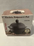Aroma Electric Potpourri With Orginial Box Manual Tested Works. Fixed Price $40.00.